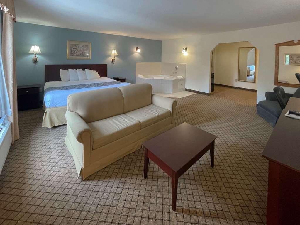 Holiday Inn Express Dillard Room photo